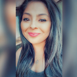 Meet your Posher, Alexia